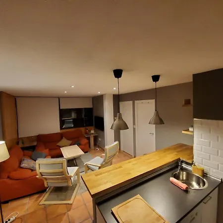 Apartment Holidays Primavera 2 Bedroom & Parking Sierra Nevada