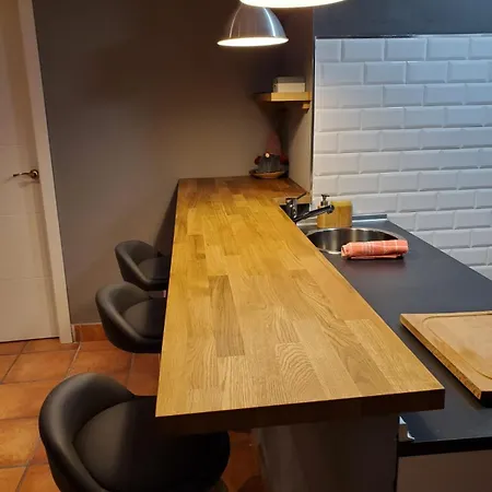Apartment Holidays Primavera 2 Bedroom & Parking *